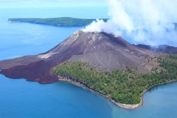 Gunung Krakatau: Keajaiban Alam dan Erupsi Terbesar dalam Sejarah