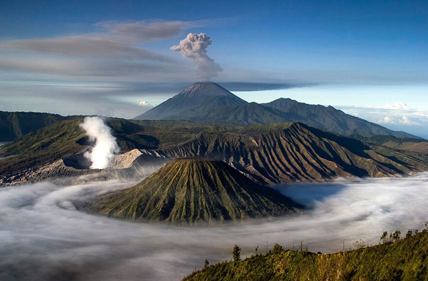 Pesona Gunung Bromo: Keindahan Alam dan Petualangan yang Tak Terlupakan