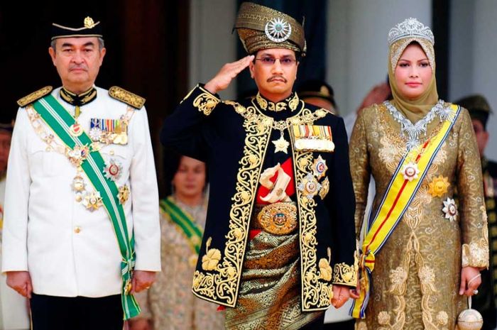 Sultan Malaysia: Peran, Sejarah, dan Pengaruh dalam Sistem Monarki Konstitusi