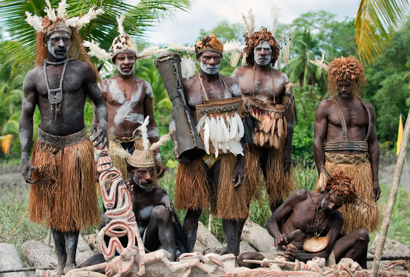 Sejarah Suku Asmat: Mengungkap Kearifan dan Budaya di Papua