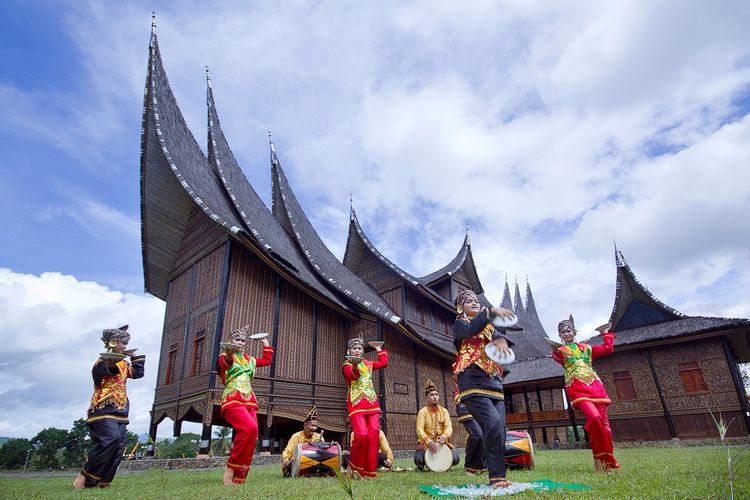 Sejarah Suku Minang: Menelusuri Warisan Budaya dan Kearifan Lokal di Sumatera Barat